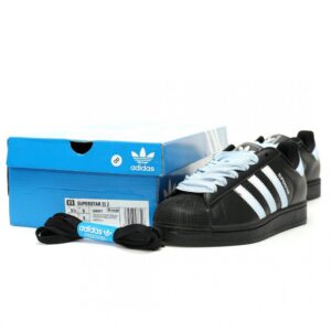 【AT13584】アディダスの黒色スーパースターIIシェルトゥ | スウェードアッパーとTrifoliumロゴ入り | ストリートファッション | Adidas Superstars