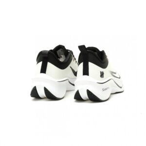 【AT13591】UNDEFEATED x NikeコラボAir ZoomX Plusスニーカー | ストリートファッションとスポーツテクノロジーの融合 | Nike x Undefeated