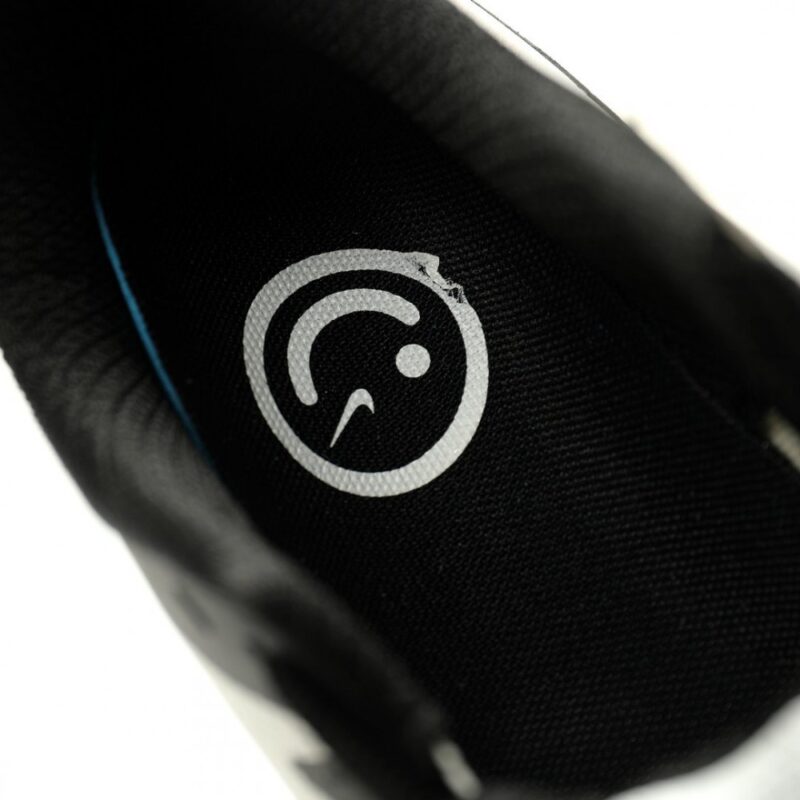 【AT13591】UNDEFEATED x NikeコラボAir ZoomX Plusスニーカー | ストリートファッションとスポーツテクノロジーの融合 | Nike x Undefeated