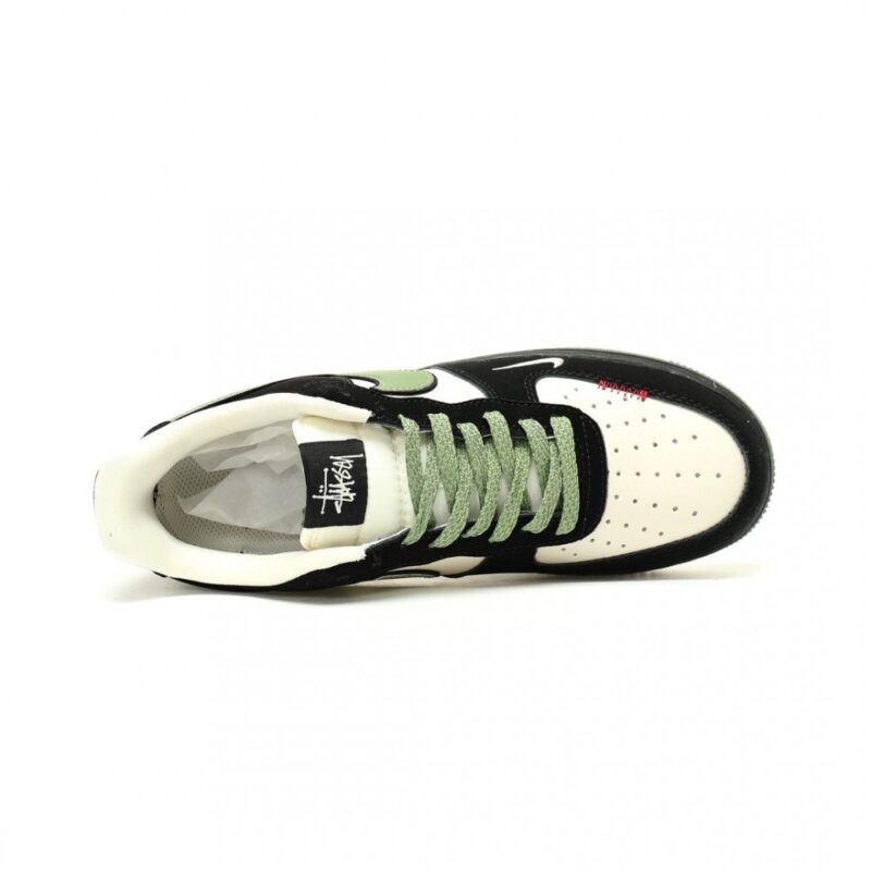 【AT13592】Nike x Stussy Air Force 1 '07 Low コラボ限定 リザードレザースニーカー | Nike x Stussy