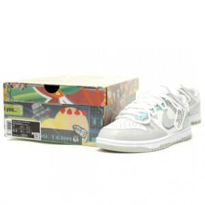 【AT13595】Nike x Off-Whiteコラボ SBダンクローグラフィティスニーカー | OffWhite x Nike