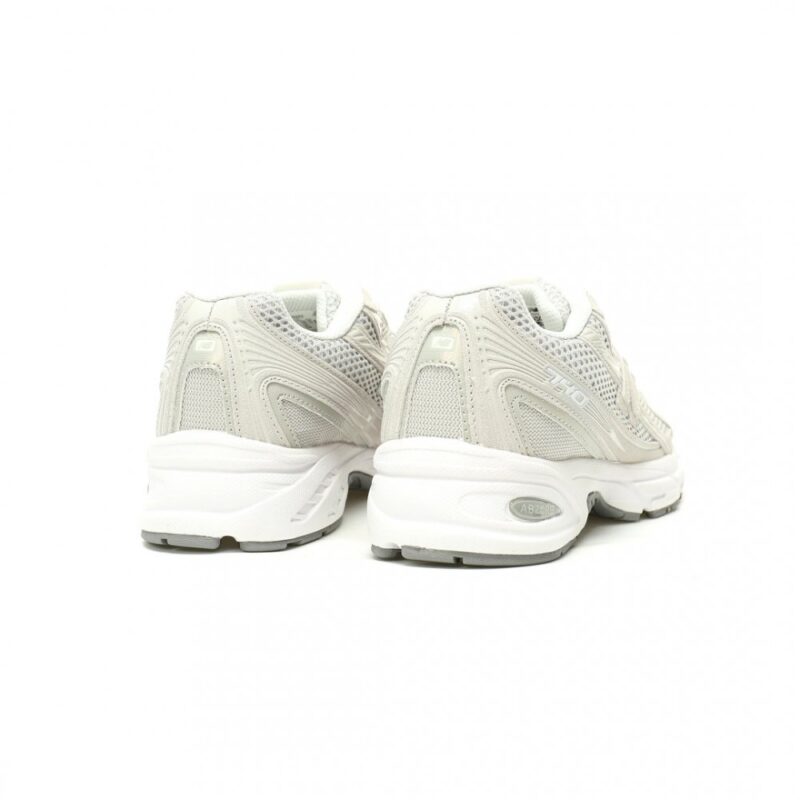 【AT13687】ニューバランスNew Balance MR740シリーズ レトロランニングシューズ | New Balance
