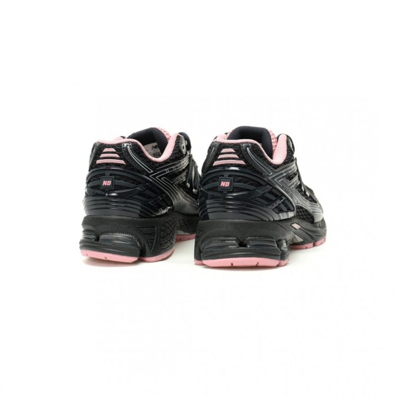 【AT13688】New Balance 1906R Eclipse Pink Taffy レトロランニングシューズ | New Balance
