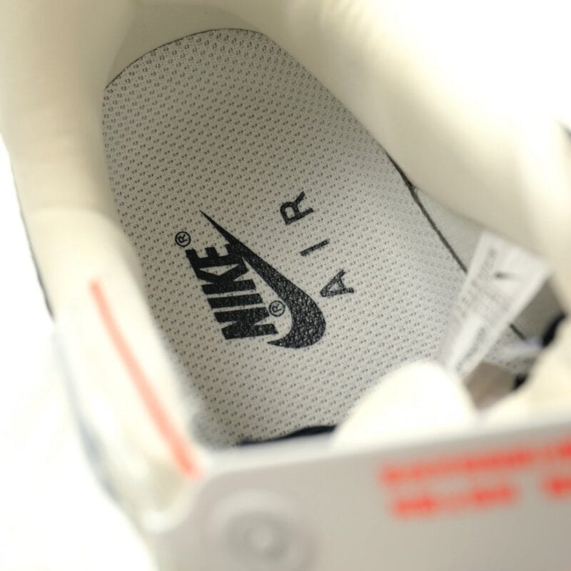 【AT13970】グッチ×ナイキ エアフォース1ロー スニーカー 高級感とストリートカルチャーを融合したアート作品 | Gucci x Nike