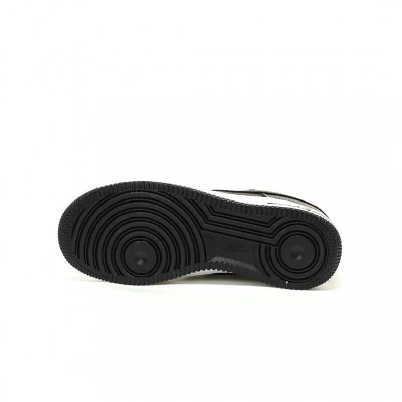 【AT13971】ルイ・ヴィトン x ナイキAir Force 1 コラボスニーカー：高級コラボデザイン、クラシック要素完璧融合 | LV x Nike