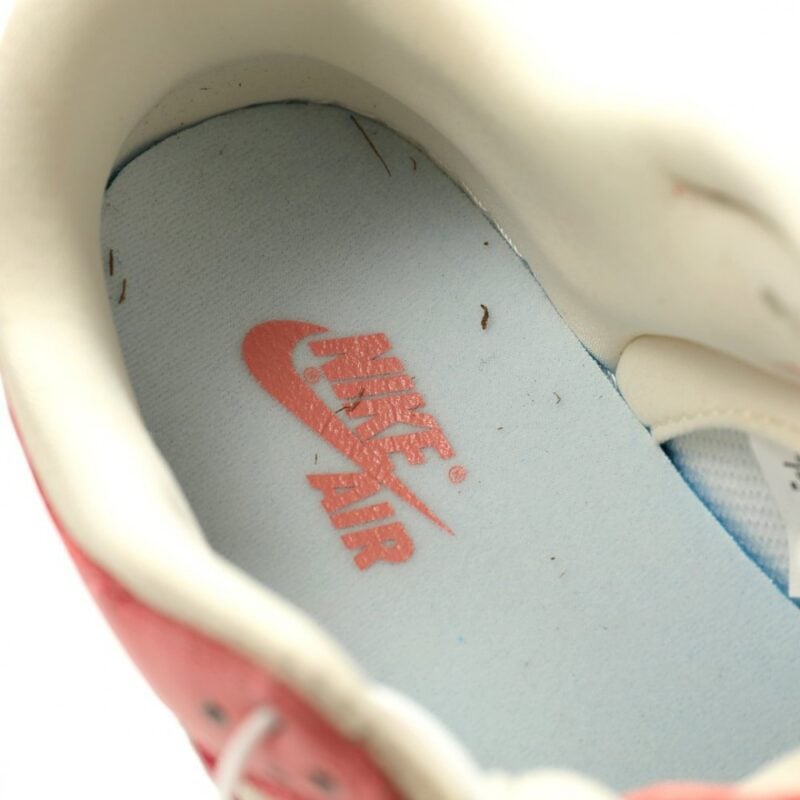 【AT13972】Nike SB Dunk Low LABUBUコラボカスタムシューズ | Nike x Labubu