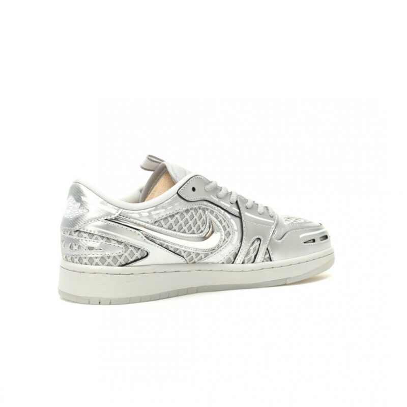 【AT13974】ナイキ・エア・ジョーダンAJ1 ロー メタリックシルバー バスケットボールシューズ | Nike Air Jordan