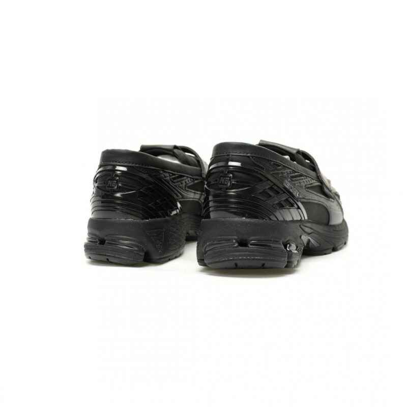 【AT13991】コラボ Junya Watanabe Man × New Balance 1906L ローファー 黒・都会的なスポーツシューズ | New Balance