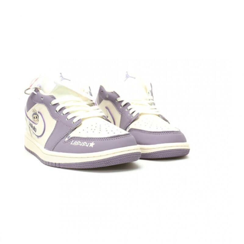 【AT14005】Nike Air Jordan 1 Low OG x LABUBU カートゥーンアートスニーカー | Nike x Labubu