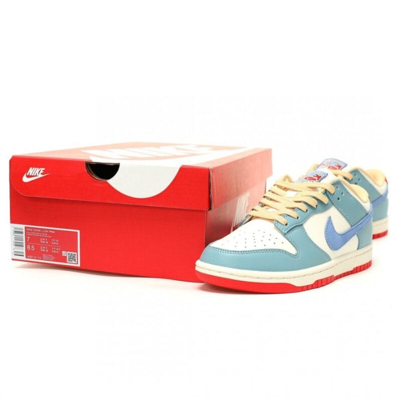 【AT14020】ナイキSBダンクローシリーズ - Pale Ivory/Royal Pulseカラー、ストリートファッションの新境地を切り拓く | Dunk