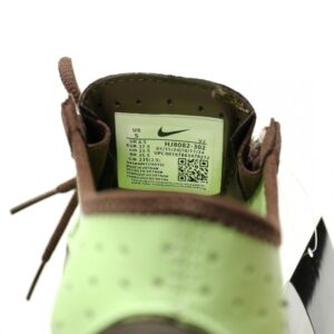 【AT14029】ナイキAir Max Moto 2Kシリーズ レトロランニングシューズ | Nike Air Max