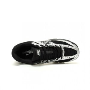 【AT14034】ニュースタイル👟🔥 Nike Air Max Moto 2Kシリーズ レトロランニングシューズ - メタルシルバーとブラックのユニセックスデザイン | Nike Air Max