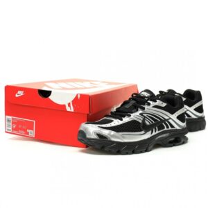 【AT14034】ニュースタイル👟🔥 Nike Air Max Moto 2Kシリーズ レトロランニングシューズ - メタルシルバーとブラックのユニセックスデザイン | Nike Air Max