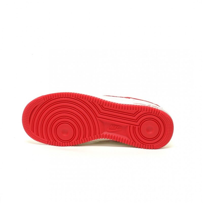 【AT14040】グッチ x ナイキ Air Force 1 Lowコラボスニーカー | Nike x Gucci