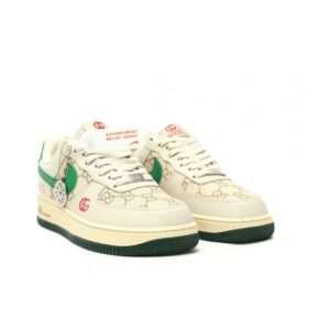【AT14041】ナイキ x グッチ Air Force 1 Lowスニーカーコラボ - ファッションとスポーツの融合 | Nike x Gucci