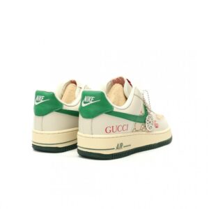 【AT14041】ナイキ x グッチ Air Force 1 Lowスニーカーコラボ - ファッションとスポーツの融合 | Nike x Gucci