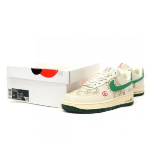 【AT14041】ナイキ x グッチ Air Force 1 Lowスニーカーコラボ - ファッションとスポーツの融合 | Nike x Gucci