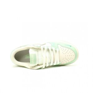 【AT14046】Nike SB Dunk Low LABUBUコラボレーション特別カスタムシューズ | Nike x Labubu