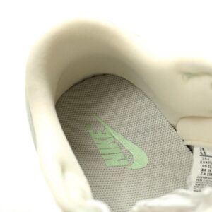 【AT14046】Nike SB Dunk Low LABUBUコラボレーション特別カスタムシューズ | Nike x Labubu