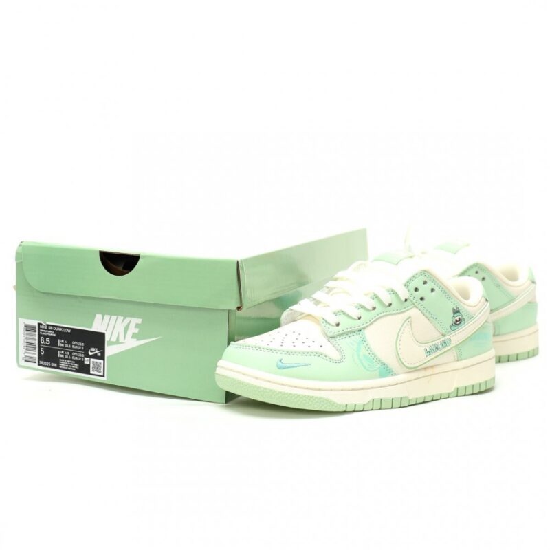 【AT14046】Nike SB Dunk Low LABUBUコラボレーション特別カスタムシューズ | Nike x Labubu