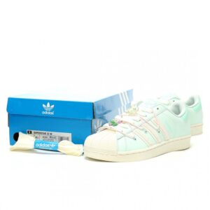 【AT14050】アディダス ペールミントグリーンのスリーストライプス スーパースター スニーカー | Adidas Superstar