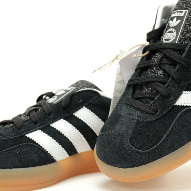 【AT14074】アディダスGazelle Indoor Trainers：レトロな美学と現代的トレンドを融合 | Adidas Gazelle