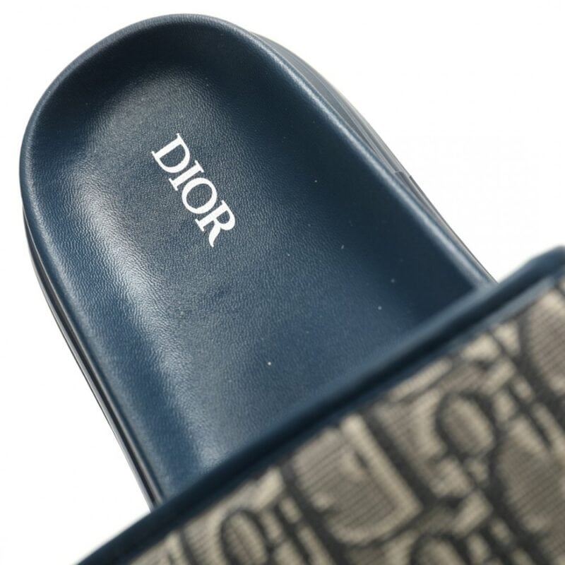 【AT14114】DiorのAquaコレクションサンダル-高級ファッションと快適さの融合 | Dior
