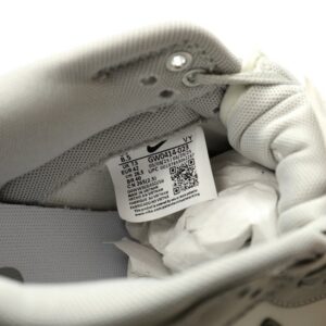 【AT14265】Nike SB Dunk Low クラシックな煙灰色とオフホワイトのスケートボードシューズ | Nike Dunk