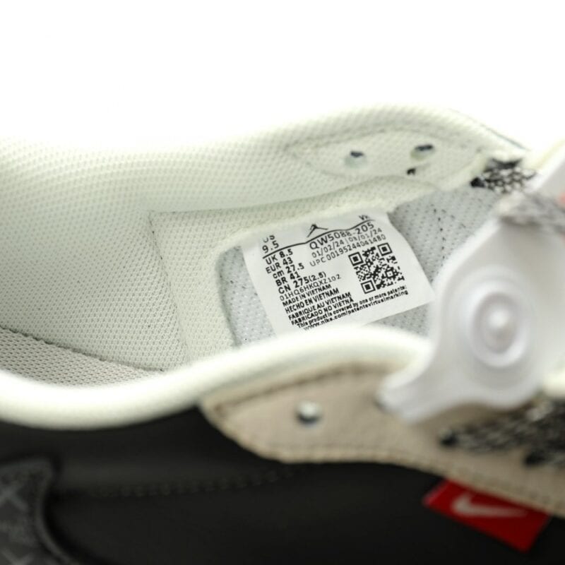 【AT14269】ナイキ エア ジョーダン 1 x ザ ノースフェイス x トラビス スコット スニーカー | Nike x The North Face