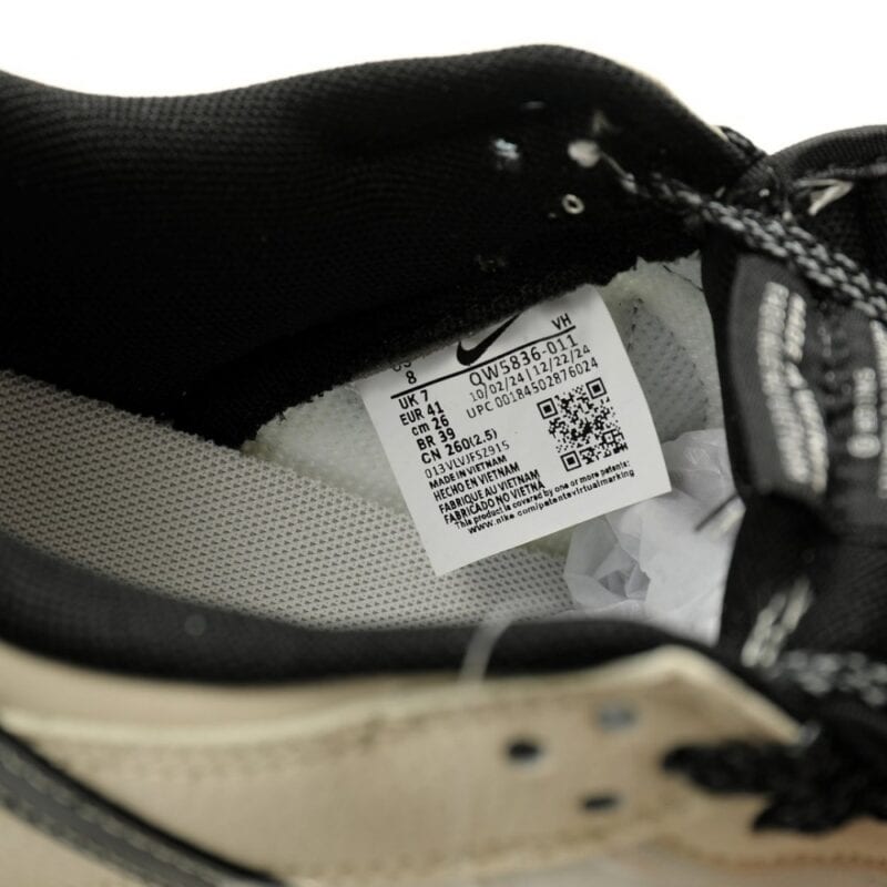 【AT14319】Stussy × ナイキSB ダンク ローコラボスニーカー - ストリートカルチャーとスポーツ美学の融合 | Nike x Stussy