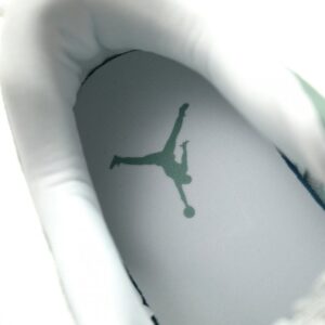 【AT14322】ナイキジョーダンCMFT Eraシリーズローカットカジュアルスポーツシューズ | Nike Jordan