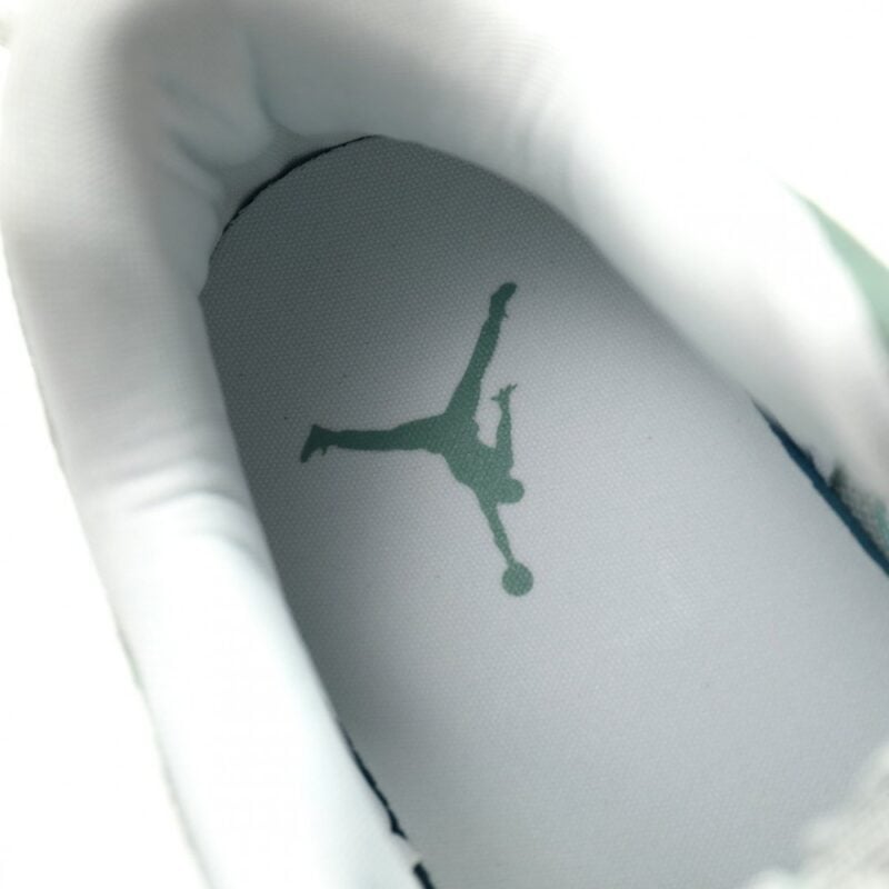 【AT14322】ナイキジョーダンCMFT Eraシリーズローカットカジュアルスポーツシューズ | Nike Jordan