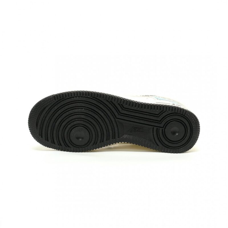 【AT14334】ナイキ エア フォース 1 '07 Low シャーク デザイン スニーカー | Nike Air Force 1