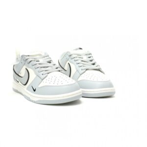 【AT14339】ナイキSBダンクロー×ザノースフェイス コラボローカットスケートシューズ | Nike x The North Face