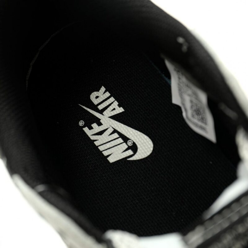 【AT14343】Nike x Chrome Hearts コラボ Air Jordan 1 Low OG スニーカー | Nike Air Jordan