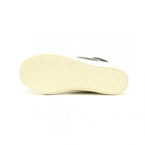 【AT14348】リック・オウエンズ デザイナーとのVans Old Skool レザースニーカー 黒光沢皮革とベージュスエードのユニークなデザイン | Converse