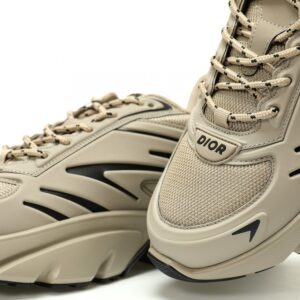 【AT14350】Diorディオール B44 Blade スニーカー、トレンドとエレガンスの完璧な融合 | Christian Dior