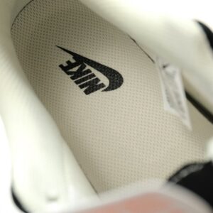 【AT14393】ルイ・ヴィトンxナイキ エアフォース1コラボ限定スニーカー | Louis Vuitton x Nike