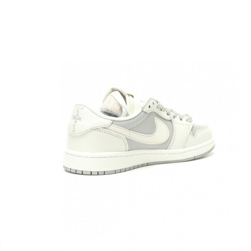 【AT14395】Travis Scott × Off-White × Nike Air Jordan 1 Low スニーカー - グレーと白のコラボデザイン | Travis Scott x Nike