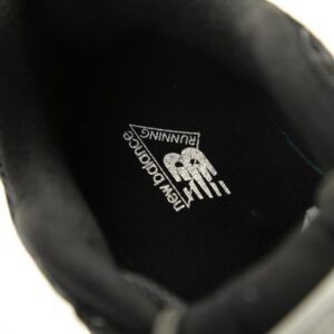 【AT14805】ニューバランス9060シリーズランニングシューズ ブラックグレー - レトロトレンドと快適なサポート | New Balance