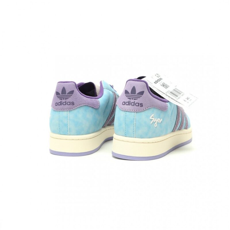 【AT14811】アディダス・オリジナルスのクラシックスーパースターII：天空青と紫のスポーツシューズ | Adidas Superstar