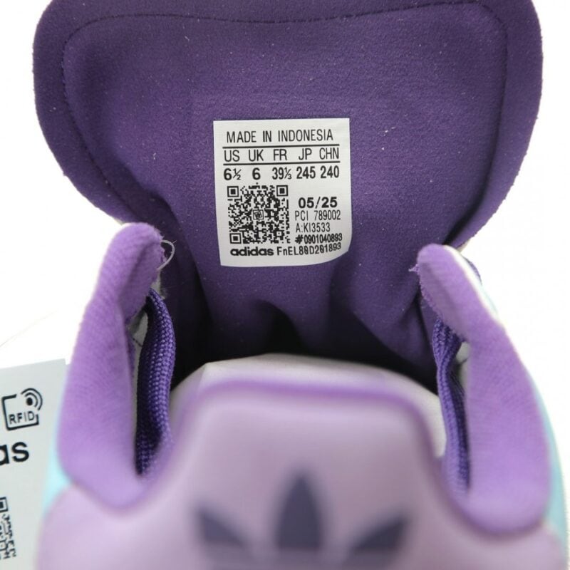 【AT14811】アディダス・オリジナルスのクラシックスーパースターII：天空青と紫のスポーツシューズ | Adidas Superstar