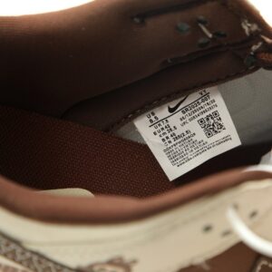 【AT14825】ナイキSBダンクロー x LABUBU コラボレーションカスタムシリーズ | Nike x Labubu