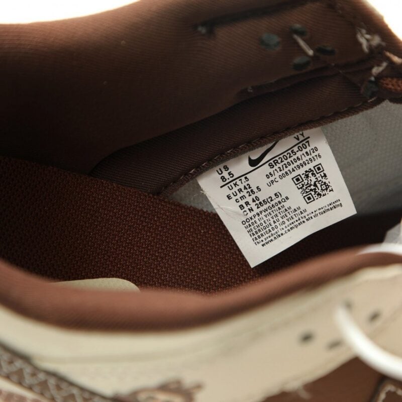 【AT14825】ナイキSBダンクロー x LABUBU コラボレーションカスタムシリーズ | Nike x Labubu