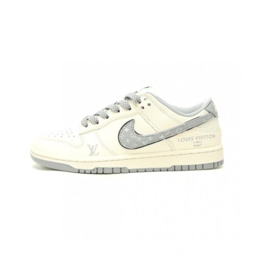 804419256_1 【AT14826】ルイ・ヴィトン×ナイキSB ダンク ロー スニーカー:モノグラムプリント素材と高品質リザード加工の牛革が融合した限定コラボ | Louis Vuitton x Nike