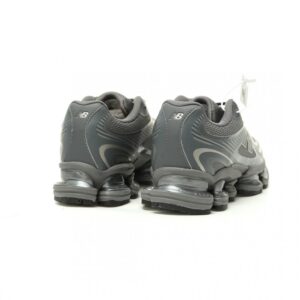 【AT14841】ニューバランス U2000シリーズスポーツシューズ - ダークグレー配色 | New Balance