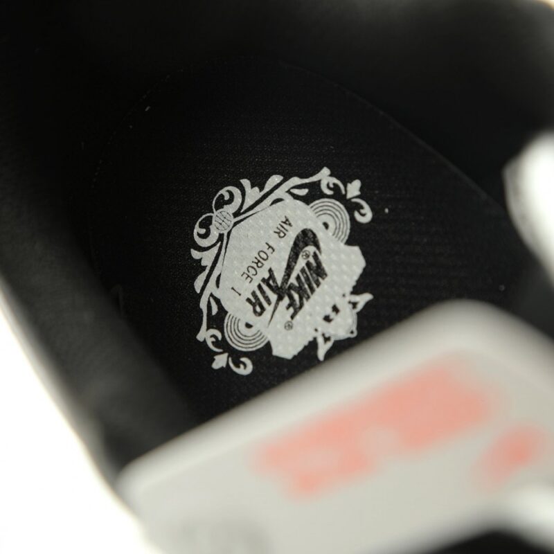 【AT14861】ナイキ Air Force 1 '07 Low スターケースカスタムモデル | Air Force 1