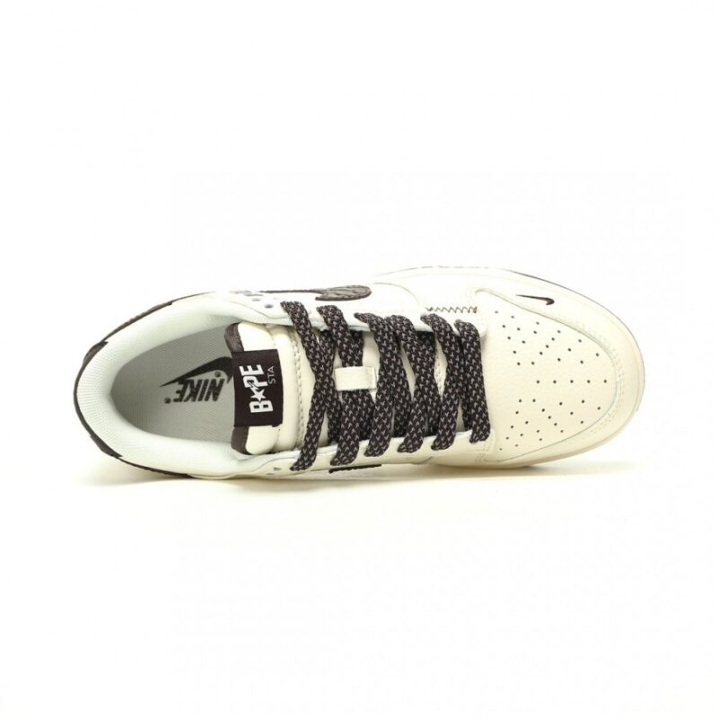 【AT14892】BAPE x Nike SB Dunk Lowコラボスニーカー: 日本ストリートカルチャーとアメリカンスポーツの融合 | Bape x Nike