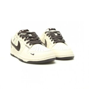 【AT14892】BAPE x Nike SB Dunk Lowコラボスニーカー: 日本ストリートカルチャーとアメリカンスポーツの融合 | Bape x Nike