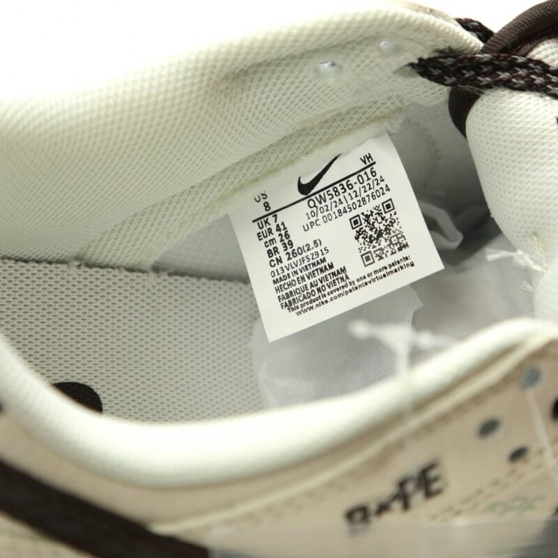 【AT14892】BAPE x Nike SB Dunk Lowコラボスニーカー: 日本ストリートカルチャーとアメリカンスポーツの融合 | Bape x Nike